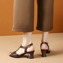 Sandálias Thalia Conforto de Couro com Recortes